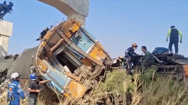 Penampakan Crane Proyek Kereta Cepat Ambruk, Sedikitnya 22 Tewas