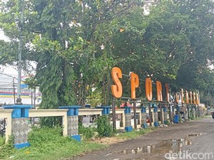 Pagar Sport Center Indramayu Ompong, Revitalisasi Terganjal Efisiensi