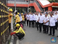 Momen Duet Pramono-Sutiyoso di Pembongkaran Tiang Monorel Jakarta
