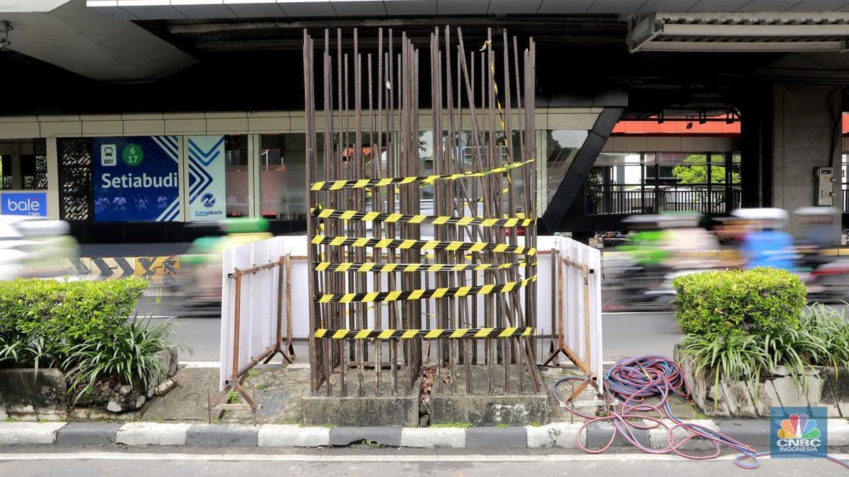 Kapan Tiang Monorel di Kawasan Senayan Dibongkar? Ini Jawaban Pramono