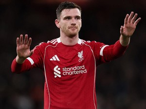 Spurs Mau Kejar Robertson? Lolos Degradasi Dulu