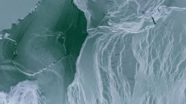 Fenomena Langka, Danau Balaton di Hungaria Membeku