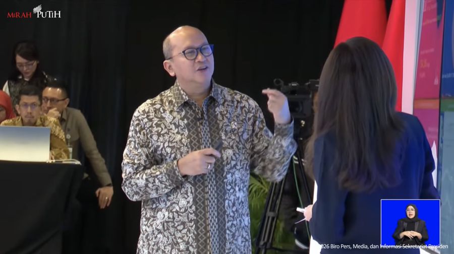 Menteri Investasi dan Hilirisasi/Kepala BKPM, Rosan Roeslani saat menyampaikan paparan dalam Konferensi Pers Realisasi Investasi Triwulan IV 2025 & Januari-Desember 2025, Kamis (15/1/2026). (Tangkapan Layar Youtube/Sekretariat Presiden)