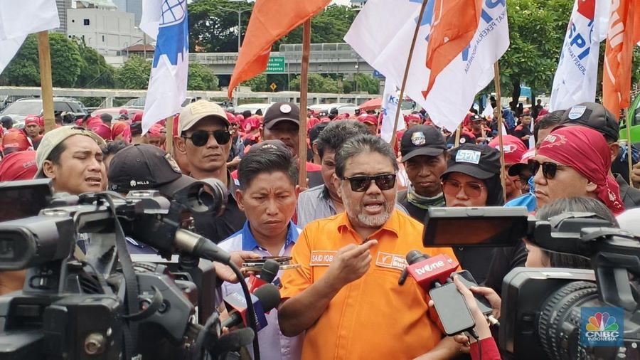 Presiden Partai Buruh, Said Iqbal menjelang demonstrasi yang menuntut UMP dan pengesahan RUU Ketenagakerjaan di Jakarta, Kamis (15/1/2026). (CNBC Indonesia/Chandra Dwi)