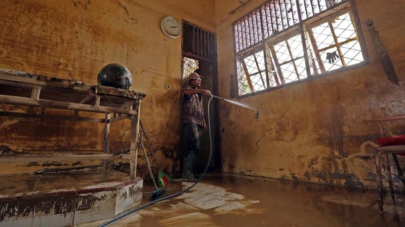 Pembangunan hunian sementara (huntara) di Desa Simarpinggan, Kecamatan Angkola Selatan, Kabupaten Tapanuli Selatan, Provinsi Sumatra Utara. (Dok. BNPB)