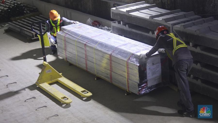 Suasana proyek konstruksi MRT fase 2a CP201 Thamrin-Monas, Jakarta, Kamis, (15/1/2026). (CNBC Indonesia/Muhammad Sabki)