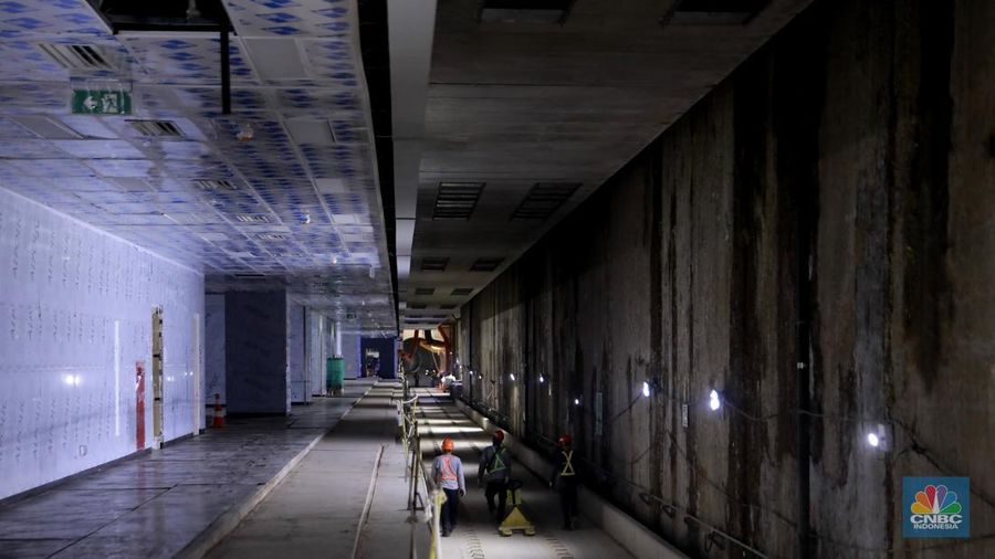 Suasana proyek konstruksi MRT fase 2a CP201 Thamrin-Monas, Jakarta, Kamis, (15/1/2026). (CNBC Indonesia/Muhammad Sabki)
