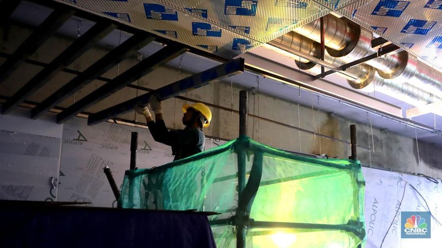 Suasana proyek konstruksi MRT fase 2a CP201 Thamrin-Monas, Jakarta, Kamis, (15/1/2026). (CNBC Indonesia/Muhammad Sabki)