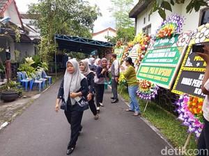 Suasana Rumah Duka di Magelang Jelang Kedatangan Jenazah Syafiq Ali