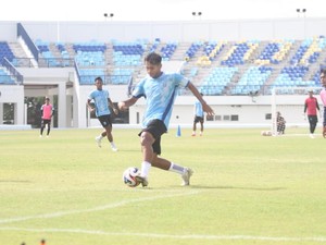 Persela Pinjam Striker Titan Agung dari Bhayangkara FC