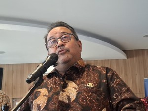 Tiang Monorel di Senayan Tak Ikut Dibongkar, Rano Karno: Itu Wewenang Setneg