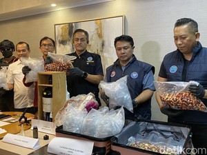BNN Bongkar Produksi Vape Narkoba di Apartemen Jaksel, 2 WNA Ditangkap