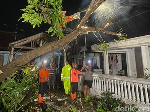 8 Rumah di Probolinggo Rusak Usai Diterjang Puting Beliung