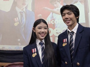 Influencer Mischka dan Devon Rilis Latihan Public Speaking Berbasis AI