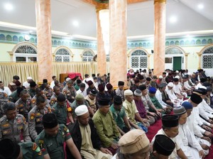 Gerakan Subuh Berjamaah, Polda Riau Ajak Warga Jaga Kamtibmas dan Lingkungan