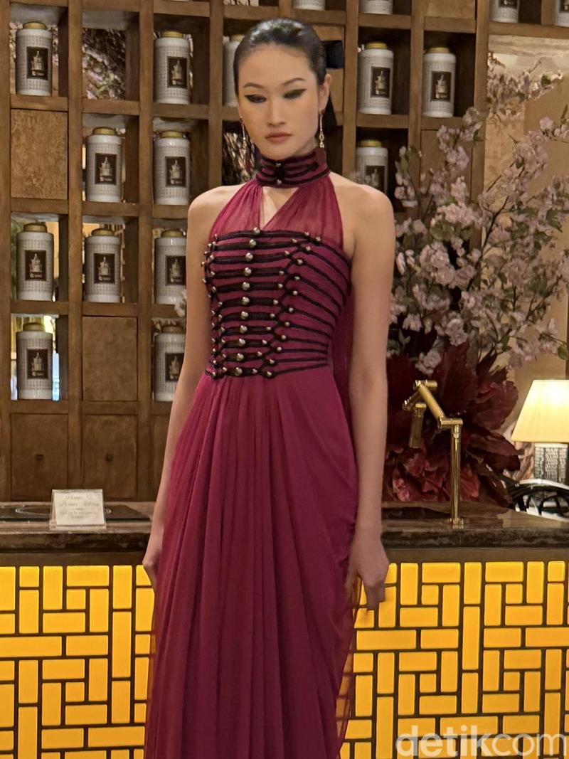 Foto: Persembahan Sebastian Gunawan Signature untuk Koleksi Imlek 2026