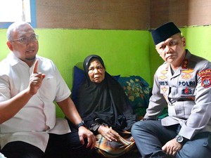 Kunjungi Nenek Saudah, Andre Rosiade dan Kapolda Sumbar Jamin Keamanan Korban Serta Usut Tuntas Tambang Ilegal