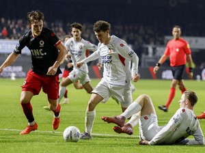 Rekap Indonesian Abroad: Jonathans Debut di Excelsior, Hubner Cs Keok
