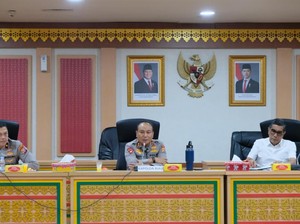 Kapolda Irjen Herry Heryawan Tantang DPRD Riau Buat Regulasi Ekologis