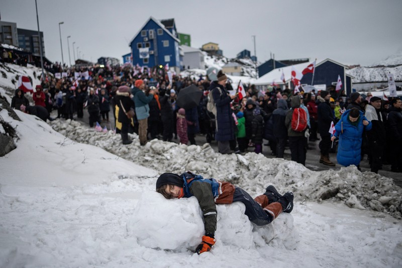 People attend a protest against U.S. President Donald Trump&rsquo;s demand that the Arctic island be ceded to the U.S., calling for it to be allowed to determine its own future, in Nuuk, Greenland, January 17, 2026. REUTERS/Marko Djurica