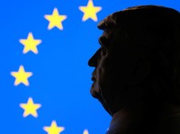 Serangan Trump Mulai Terasa, Utang Eropa Tiba-Tiba Meledak Jadi Segini