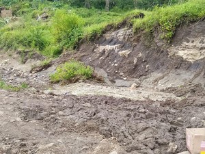 Tanah Bergerak di Manggarai Timur, 26 Rumah-Kuburan Rusak