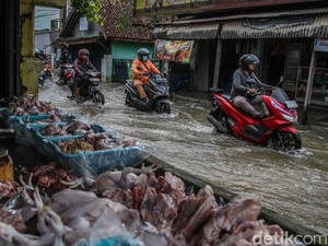 Mengapa Jabodetabek Hujan Terus Sepekan Ini? Begini Penjelasan BMKG