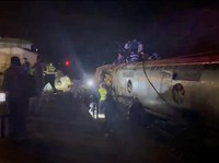 Tabrakan Dua Kereta Cepat Tewaskan 21 Orang, Puluhan Terluka