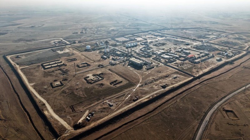A drone view shows damage at the Conoco gas plant, after it came under the control of the Syrian government following the withdrawal of the U.S.-backed Syrian Democratic Forces (SDF), in the countryside of Deir al-Zor, Syria, January 19, 2026. REUTERS/Khalil Ashawi     TPX IMAGES OF THE DAY