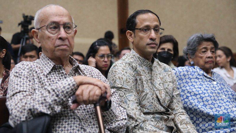 Terdakwa kasus dugaan korupsi dalam digitalisasi pendidikan pengadaan laptop Chromebook Nadiem Makarim menjalani sidang lanjutan dengan agenda mendengarkan keterangan saksi di Pengadilan Tipikor, Jakarta, Senin (19/1/2026). (CNBC Indonesia/Faisal Rahman)