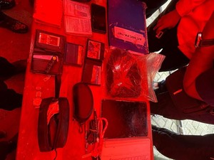 Barang Milik Korban Pesawat ATR 42-500 yang Jatuh di Pangkep Ditemukan