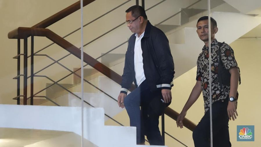 Bupati Pati, Sudewo tiba di Gedung Merah Putih Komisi Pemberantasan Korupsi (KPK), Jakarta, Selasa (20/1/2026). (CNBC Indonesia/Faisal Rahman)