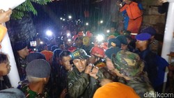 Kronologi Evakuasi Jenazah Pramugari ATR 42-500 ke Posko SAR Pangkep