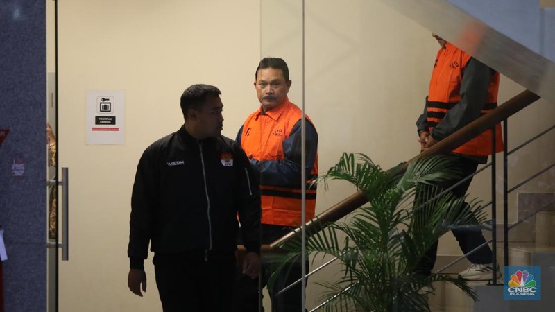 KPK resmi menetapkan wali Kota Madiun, Maidi sebagai tersangka. (CNBC Indonesia/Faisal Rahman)