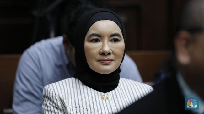 Eks Dirut Pertamina Nicke Widyawati Jadi Saksi Sidang Kasus Minyak