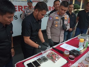 Warna-warni Bungkus Permen yang Ternyata Isi Sabu di Cirebon
