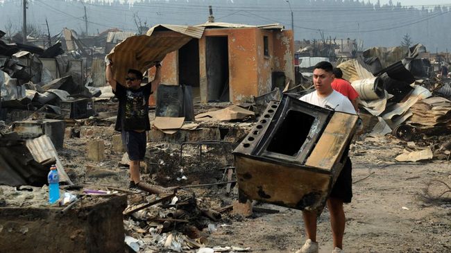 Potret Kota Jadi Abu, Kebakaran Hutan Menggila-Negara Status Darurat