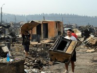 Potret Kota Jadi Abu, Kebakaran Hutan Menggila-Negara Status Darurat