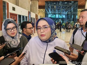 Bos Buruh Ungkap Ancaman PHK Massal, Kemnaker: Proyeksi dari Mana?