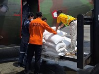 BMKG Minta Warga RI Siap Siaga, Operasi Jatuhkan Awan Hujan Digelar