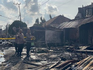 Pedagang Nasgor Tewas Saat Kebakaran Kios di Jambi Ditemukan Posisi Bersujud
