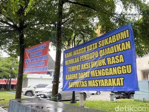 Spanduk Misterius Tolak Demo Guru PPPK di Pendopo, Ini Kata Bupati Sukabumi