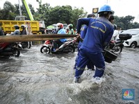 Update Banjir Jakarta Versi BPBD: 45 RT dan 22 Ruas Jalan Tergenang