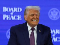 Trump Agresif Kumpulkan Pajak, Pekerja Migran Ikut Terdampak