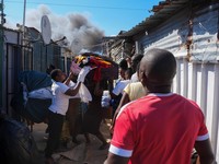 Potret Kebakaran Hutan Tiba-Tiba Menggila, Permukiman Terancam