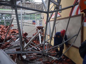 Video: Atap SMAN 2 Gunungputri Bogor Ambruk Akibat Hujan Deras