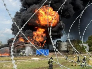 Pabrik Gas Rusia Terbakar Hebat, 7 Orang Tewas