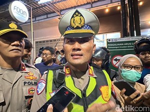 Polisi Periksa 6 Saksi-Cek CCTV Usut Laka Bus Harapan Jaya di Kediri