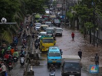 Penampakan Jalan Daan Mogot Jakarta Terendam Banjir