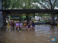 Jakarta Siaga 1 Hujan Malam Hari, Banjir Sudah Kepung Lokasi Ini